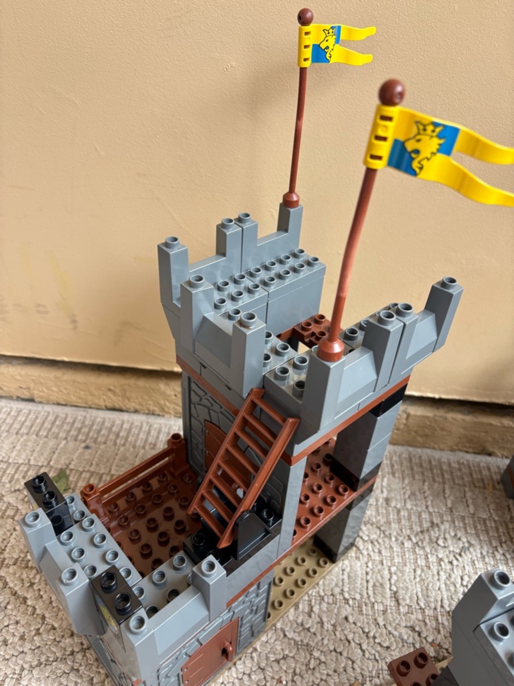 2004 Lego Duplo Knights Castle - Picture 3 of 8